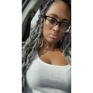 Meet your Posher, Neesie